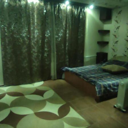 Eaa Appartement Tiraspol Buitenkant foto
